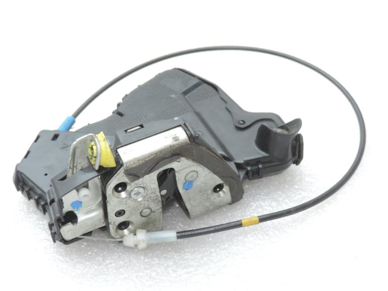 Oriģinālā Toyota Auris E15 durvju slēdzene priekšējā kreisā 6904002210, 69040-02210
