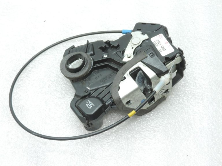 Oriģinālā Toyota Auris E15 durvju slēdzene priekšējā kreisā 6904002210, 69040-02210