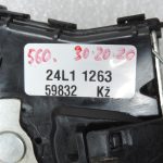 Oriģinālā Toyota Auris E15 durvju slēdzene priekšējā kreisā 6904002210, 69040-02210