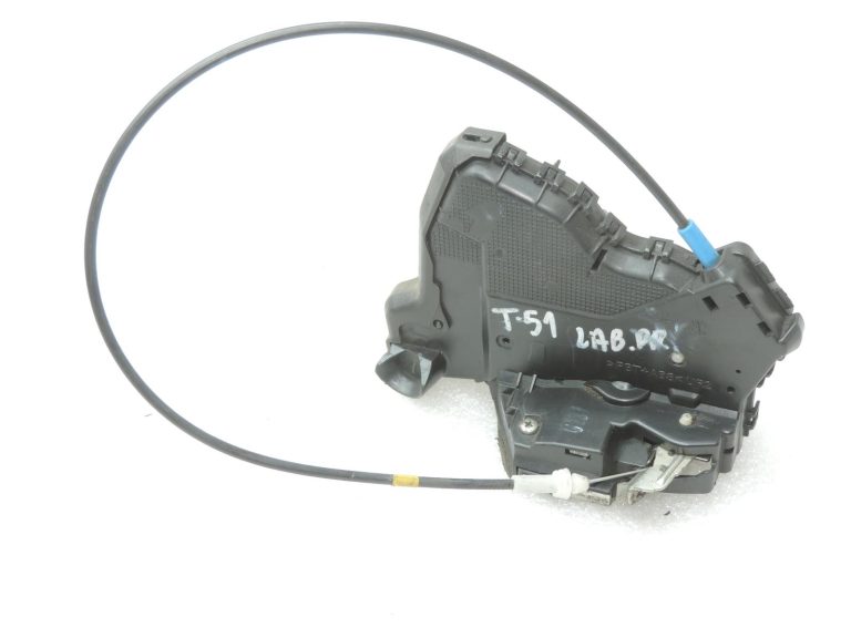 Oriģinālā Toyota Auris E15 durvju slēdzene priekšējā labajā pusē 6903002220, 69030-02220
