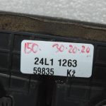 Oriģināls Toyota Yaris P9 instrumentu paneļa ventilācijas centrs 556700D010B0