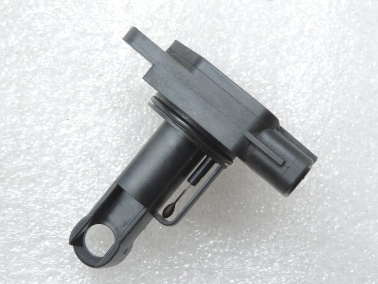 Oriģinālais 2001-2008 Toyota Yaris Corolla Avensis 1.0-1.8 VVT-i masas gaisa plūsmas sensors
