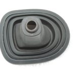 Oriģināls Toyota Yaris P9 manuālās pārnesumkārbas pārslēgšanas bagāžnieks 588080D090B0