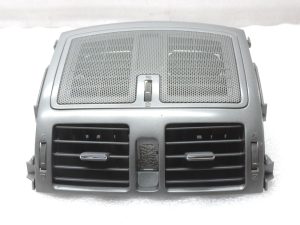 Oriģinālā Toyota Auris E15 instrumentu paneļa ventilācijas centrs 5567002110, 55670-02110