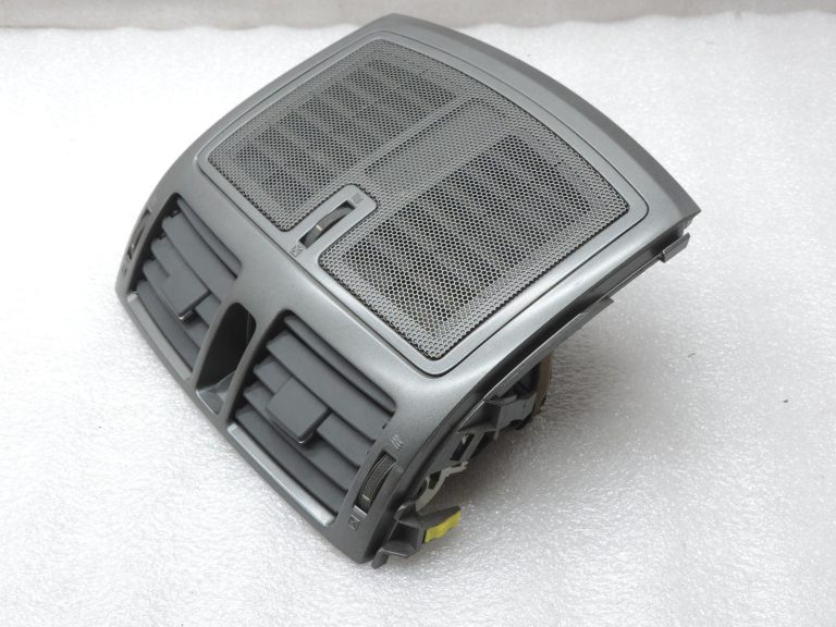 Oriģinālā Toyota Auris E15 instrumentu paneļa ventilācijas centrs 5567002110, 55670-02110