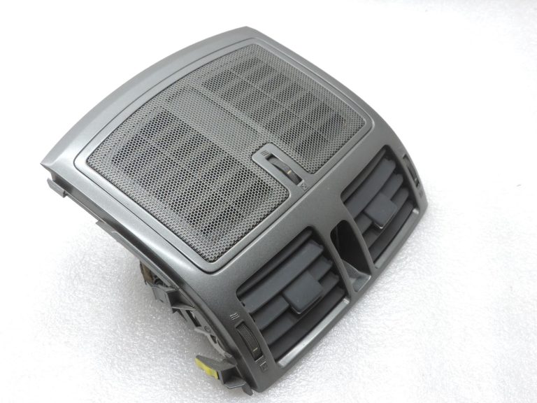 Oriģinālā Toyota Auris E15 instrumentu paneļa ventilācijas centrs 5567002110, 55670-02110