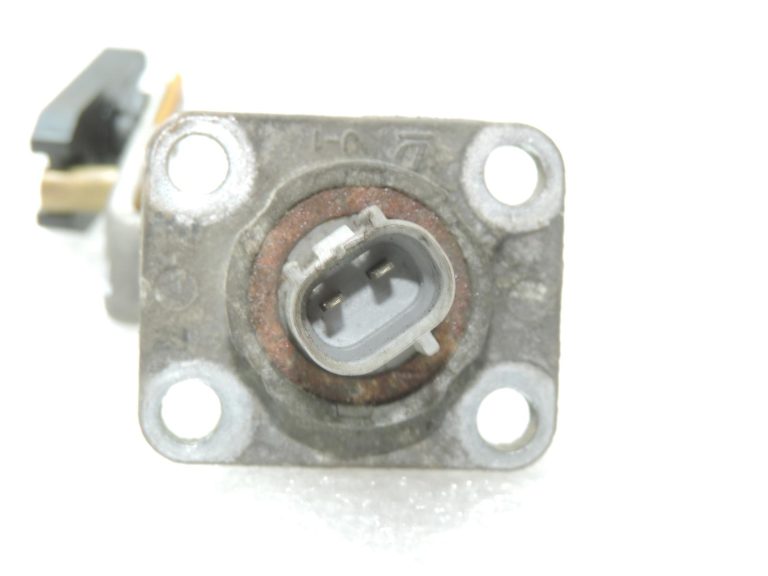 Oriģināls Toyota Auris E15 RAV4 XA30 Avensis T25 2.2 D4D 2ADFHV Eļļas līmeņa sensors