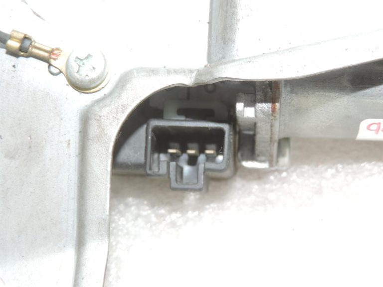 Oriģināls 2004-2009 Toyota Corolla Verso AR10 aizmugurējā tīrītāja motors