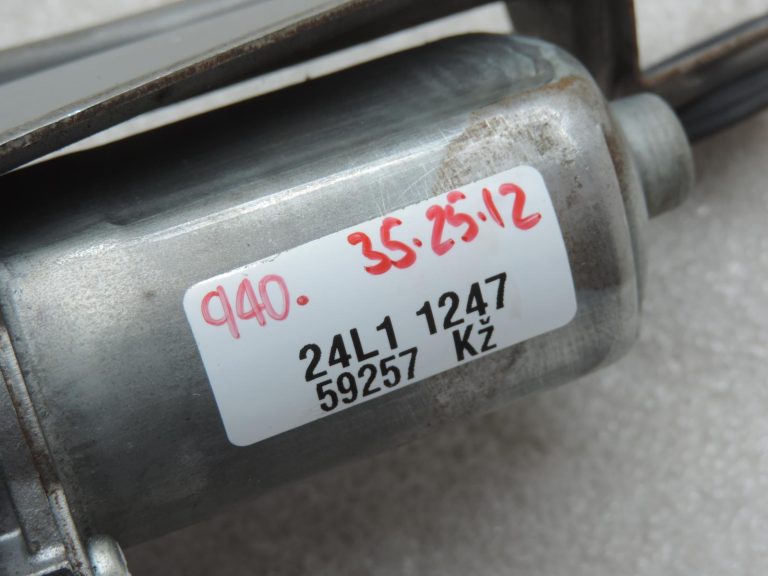 Oriģināls 2004-2009 Toyota Corolla Verso AR10 aizmugurējā tīrītāja motors