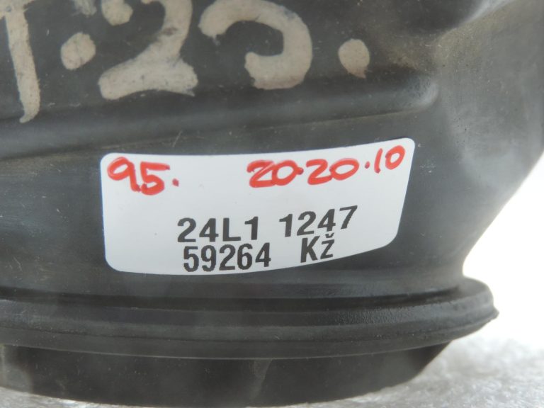 2004-2009 Toyota Corolla Verso AR10 Degvielas uzpildes kakliņa aizsardzības blīve
