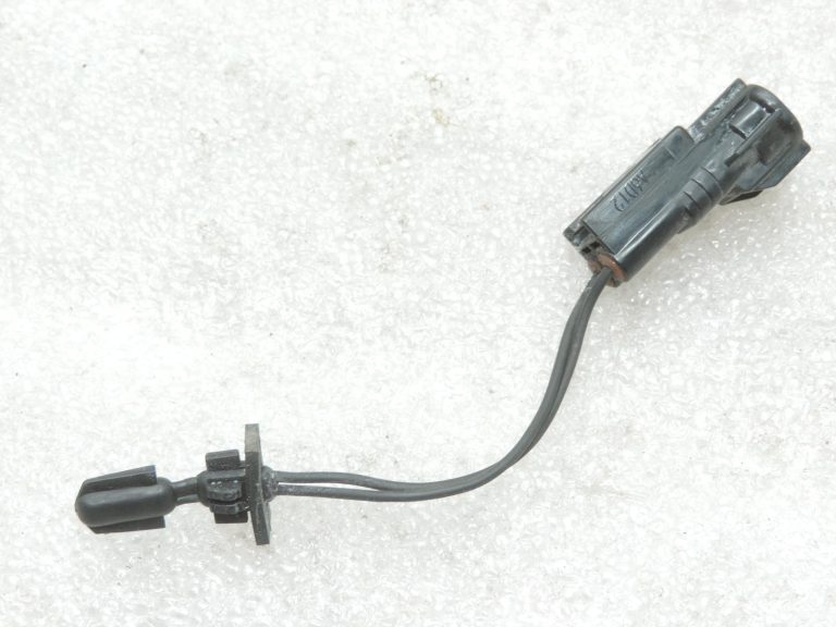 Oriģināls Toyota Corolla Verso AR10/Avensis T25 2.0/2.2 D4D akumulatora temperatūras sensors