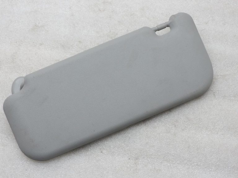 Oriģinālais 2005-2011 Toyota Yaris P9 saules aizsarglīdzeklis priekšējais labais