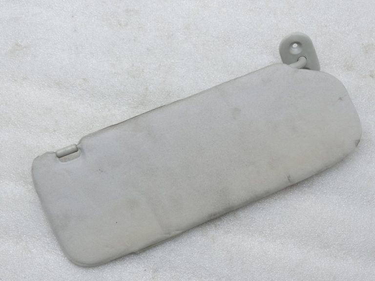 Oriģinālais 2002-2007 Toyota Corolla E12 saules aizsarglīdzeklis kreisais