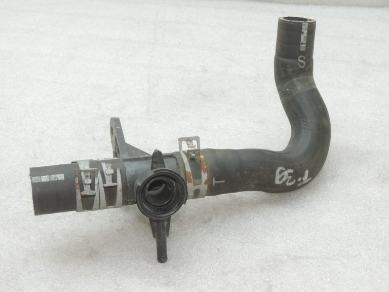 2005-2020 Toyota Yaris P9/P13 1.0/1.3 VVT-i radiatora ūdens uzpildes caurule