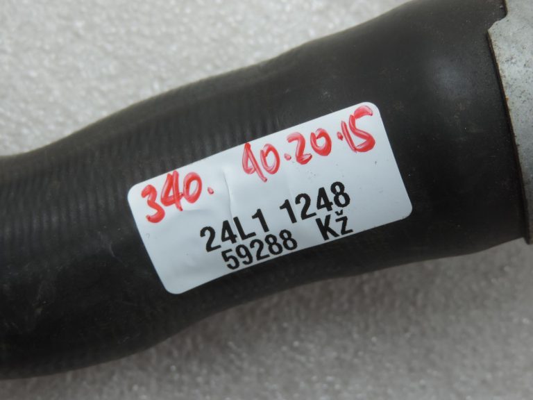 2005-2020 Toyota Yaris P9/P13 1.0/1.3 VVT-i radiatora ūdens uzpildes caurule