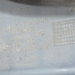 Oriģinālais 2005-2011 Toyota Yaris P9 aizmugurējā riteņa arkas dubļu atloku labajā pusē