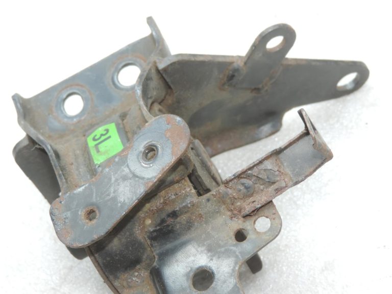 Oriģināls Toyota Avensis T25/Corolla Verso AR10 1.6/1.8 VVT-i motora stiprinājums