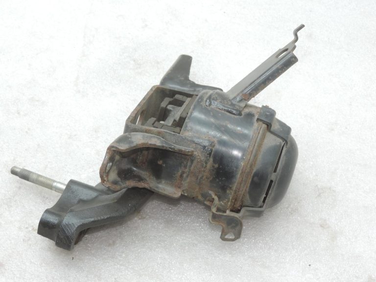 Oriģinālais 2005-2011 Toyota Yaris 1.3 VVT-i (2SZFE) motora stiprinājums