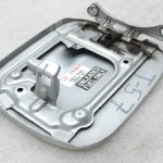 Oriģinālais Toyota Corolla E12 Sedan benzīna tvertnes vāciņš Silver (199)