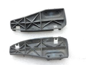 Oriģinālais 2004-2009 Toyota Corolla Verso AR10 aizmugurējā bampera kronšteinu komplekts kreisais+labais