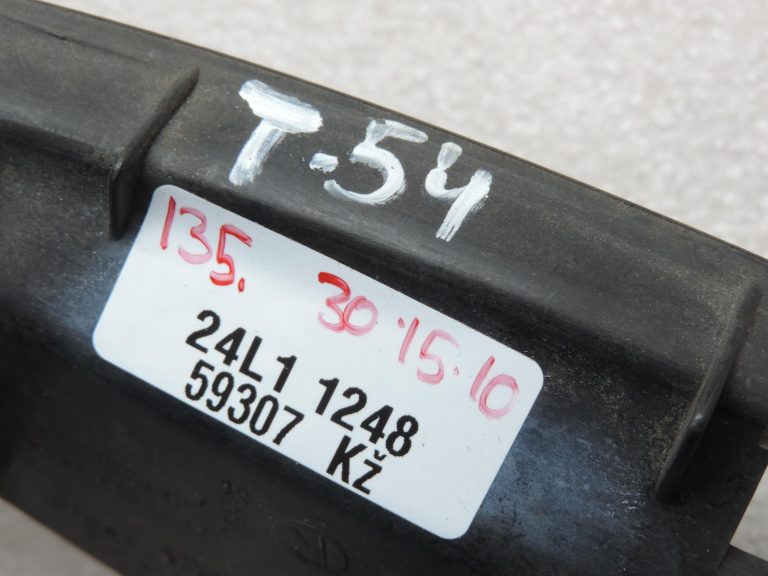 Oriģinālais 2004-2009 Toyota Corolla Verso AR10 aizmugurējā bampera kronšteinu komplekts kreisais+labais