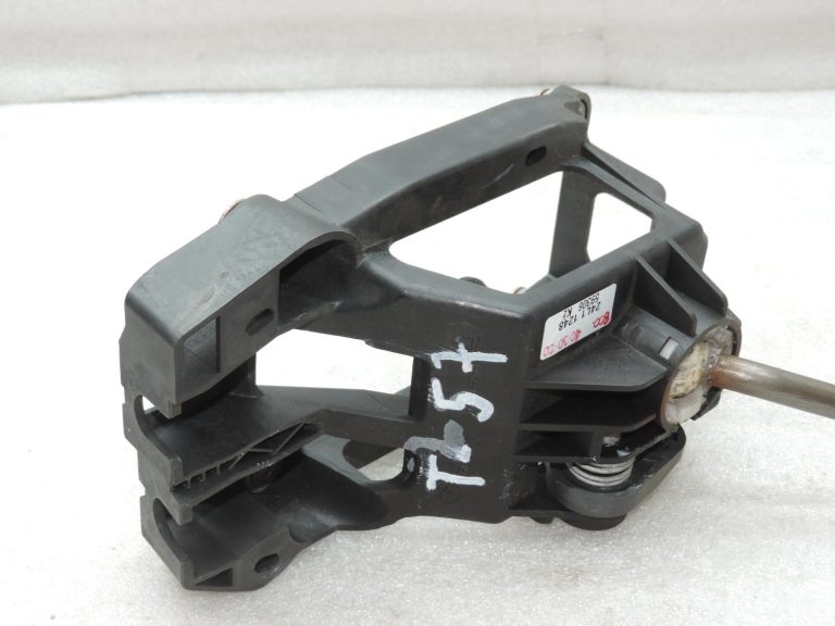 Oriģinālā Toyota Corolla E12 5 pakāpju manuālā pārnesumkārbas svira 3353002060