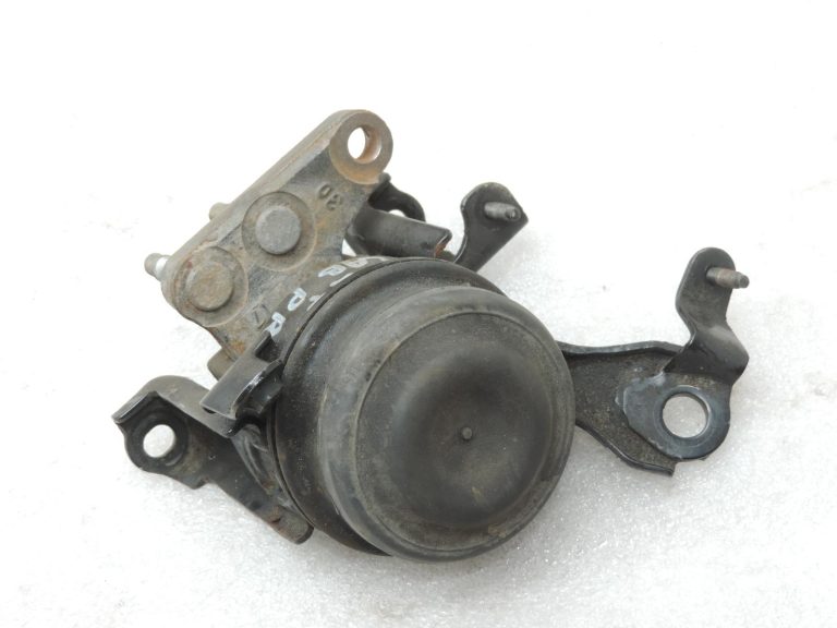 Oriģināls Toyota Avensis T25/Verso AR10 2.0 D4D (1CDFTV) Dzinēja stiprinājums pa labi