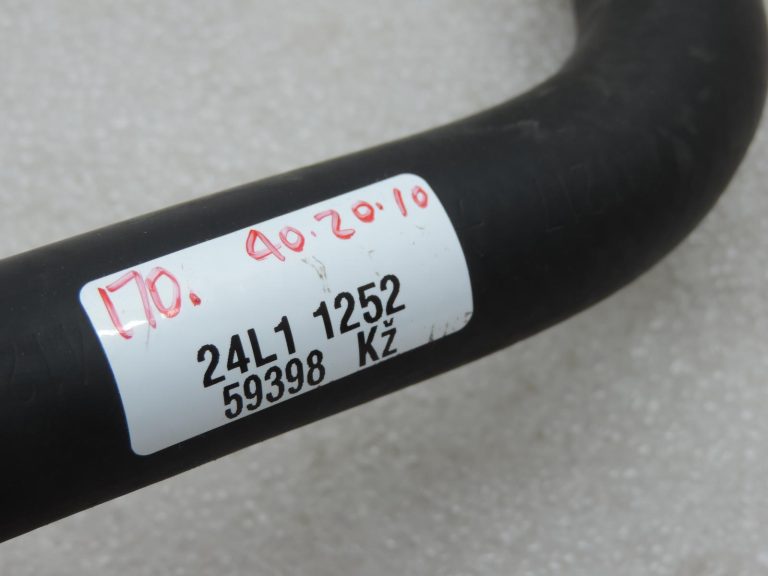 Oriģinālā Toyota Corolla E12 1.4/1.6 VVT-i siltummaiņa ieplūdes ūdens padeves šļūtene