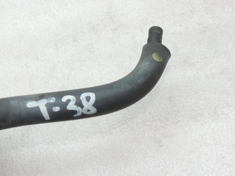 Oriģinālā Toyota Corolla E12 1.4/1.6 VVT-i kartera ventilācijas šļūtene Nr.2