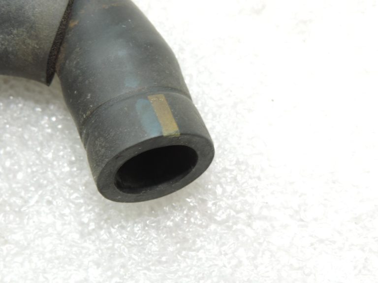 Oriģinālā Toyota Corolla E12 1.4/1.6 VVT-i kartera ventilācijas šļūtene Nr.1