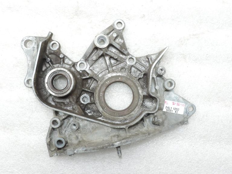 Oriģināls Toyota Corolla E12 Avensis T25 RAV4 XA20 2.0 D4D (1CDFTV) Eļļas sūkņa vāks
