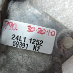 Oriģināls Toyota Corolla E12 Avensis T25 RAV4 XA20 2.0 D4D (1CDFTV) Eļļas sūkņa vāks