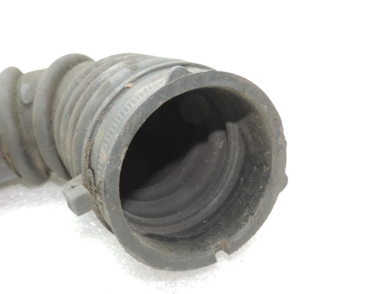 Oriģināla Toyota Corolla E12 2.0 D4D (1CDFTV) gaisa ieplūdes šļūtenes caurule