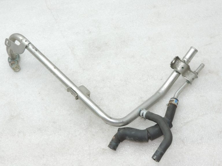 Oriģināls Toyota Corolla E12 Avensis T25 1.4/1.6/1.8 VVT-i dzesēšanas šķidruma caurules ūdens apvads Nr.1