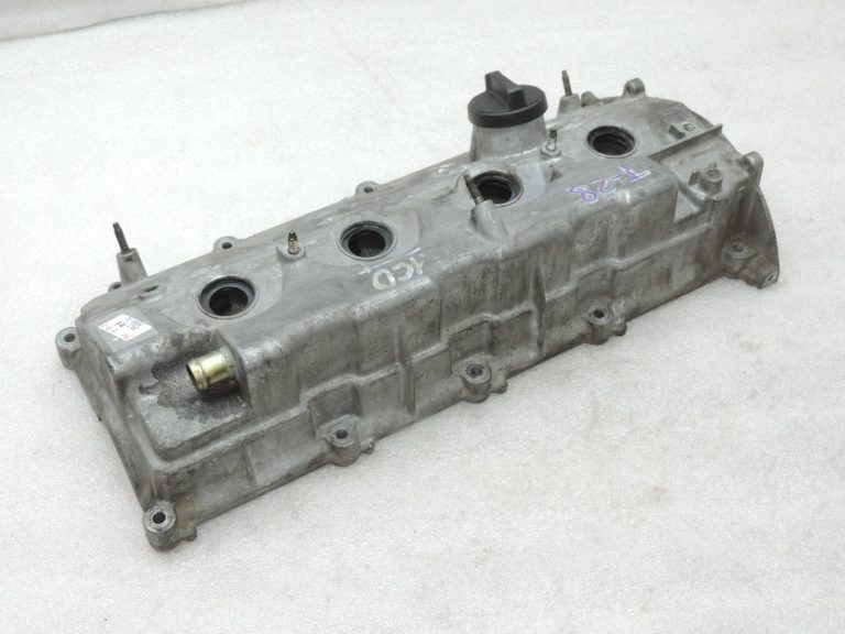 Oriģināls Toyota Corolla E12 Previa XR30 2.0 D4D (1CDFTV) cilindra galvas vārstu vāks