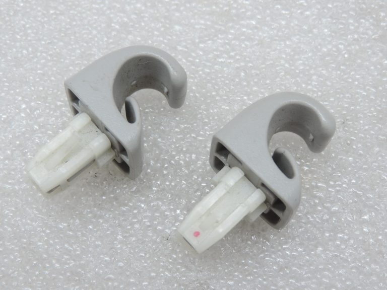 2x oriģināls Toyota Corolla E12 Lexus IS GS saules aizsega turētājs (komplekts)