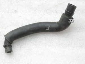 Toyota Corolla E12 Avensis T25 1.6 VVT-i kartera ventilācijas šļūtene Nr.2