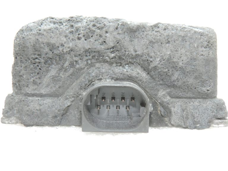 Oriģinālais BMW F30 F30 F20 F15 F16 F25 F26 F22 F23 F32 F34 F10 F06 F12 F12 F13 F01 Radara sensora ACC sensora vadības bloks