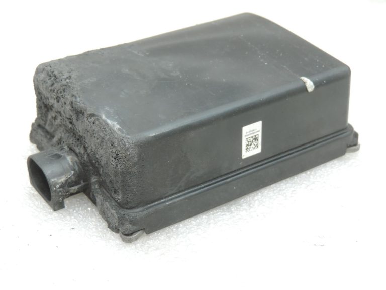 Oriģinālais BMW F30 F30 F20 F15 F16 F25 F26 F22 F23 F32 F34 F10 F06 F12 F12 F13 F01 Radara sensora ACC sensora vadības bloks