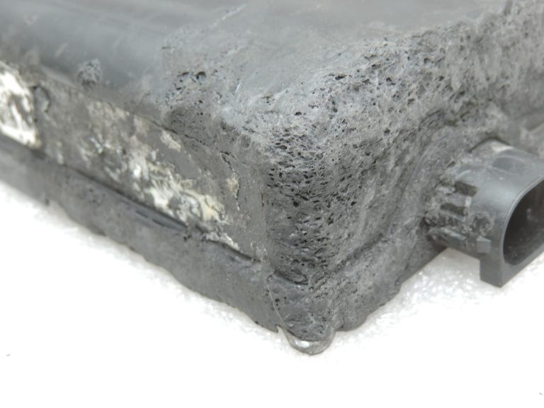 Oriģinālais BMW F30 F30 F20 F15 F16 F25 F26 F22 F23 F32 F34 F10 F06 F12 F12 F13 F01 Radara sensora ACC sensora vadības bloks