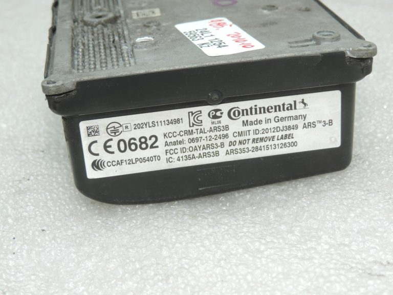 Oriģinālais BMW F30 F30 F20 F15 F16 F25 F26 F22 F23 F32 F34 F10 F06 F12 F12 F13 F01 Radara sensora ACC sensora vadības bloks