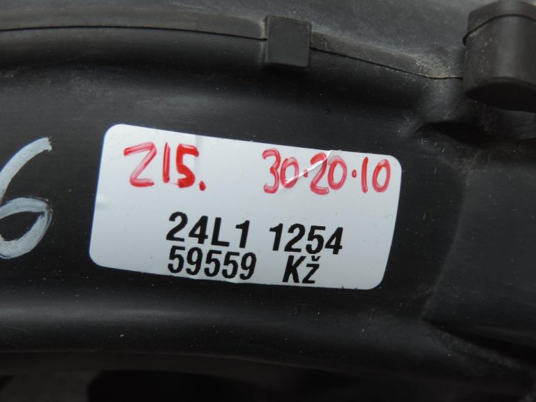 Oriģinālā 2017-2020 Toyota Yaris P13 1.5 VVT-iE (2NRFKE) ieplūdes šļūtene