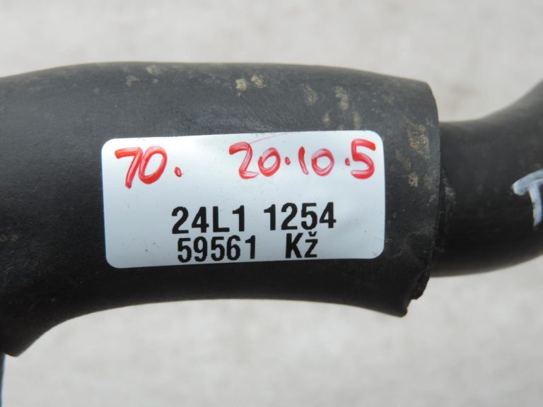 Oriģinālā 2017-2020 Toyota Yaris P13 1.5 VVT-iE (2NRFKE) siltummaiņa šļūtene