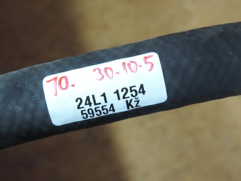 oriģināls 2017-2020 Toyota Yaris P13 1.5 VVT-iE (2NRFKE) ūdens šļūtenes apvedceļš Nr.6