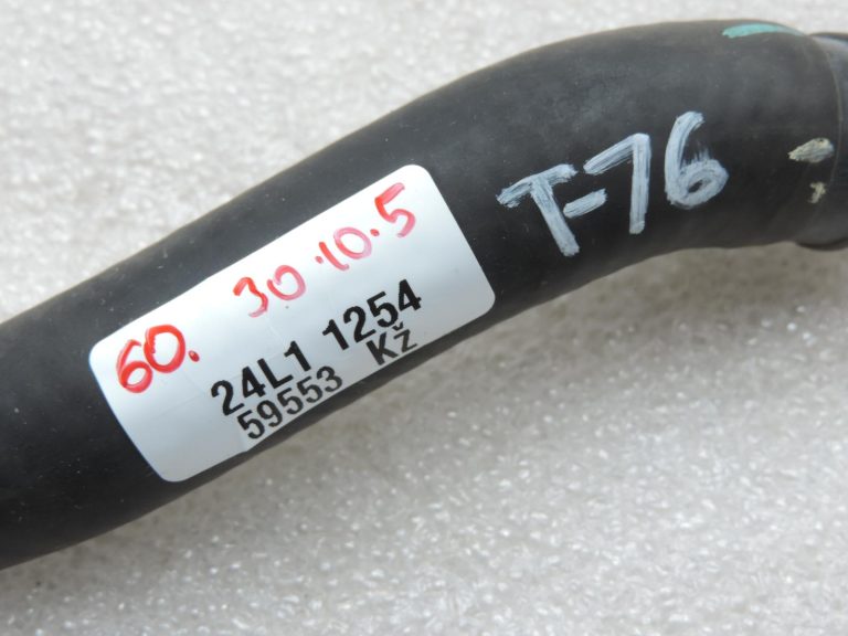 Oriģināls 2017-2020 Toyota Yaris P13 1.5 VVT-iE (2NRFKE) Ūdens šļūtenes apvedceļš Nr.4
