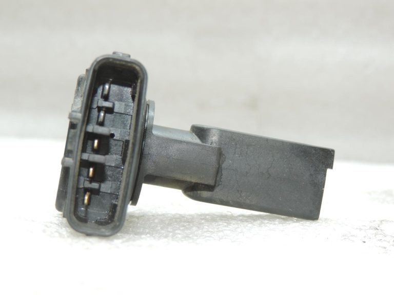 Oriģinālais Toyota Corolla Verso Avensis Previa 2.0 D4D (1CDFTV) MAF sensors
