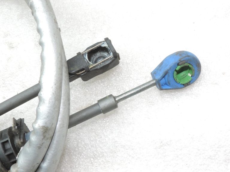 Oriģinālā 2004-2009 Toyota Corolla Verso AR10 2.0 D4D pārnesumu pārslēgšanas trose