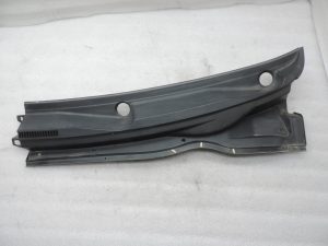 Oriģinālais 2004-2009 Toyota Corolla Verso AR10 vējstikla apakšējās restes vāks kreisais