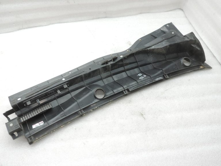 Oriģinālais 2004-2009 Toyota Corolla Verso AR10 vējstikla apakšējās restes vāks kreisais
