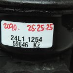 Oriģinālais Toyota Corolla Verso AR10 Avensis T25 2.0 D4D (1CDFTV) Dzinēja stiprinājums pa labi